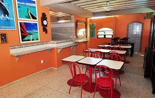 Pousada Villas Boas 阿拉亚尔-杜卡布 3*,